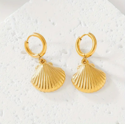 Cora Clam Earings